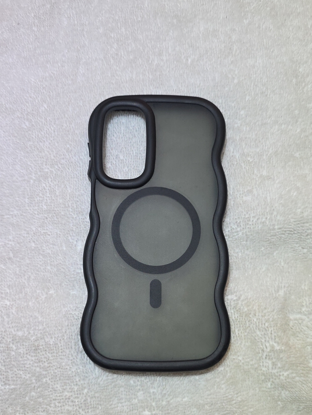 Black MagSafe-Ready Wavy Edge Samsung Case, 1 For 10$ Or 2 For 15$